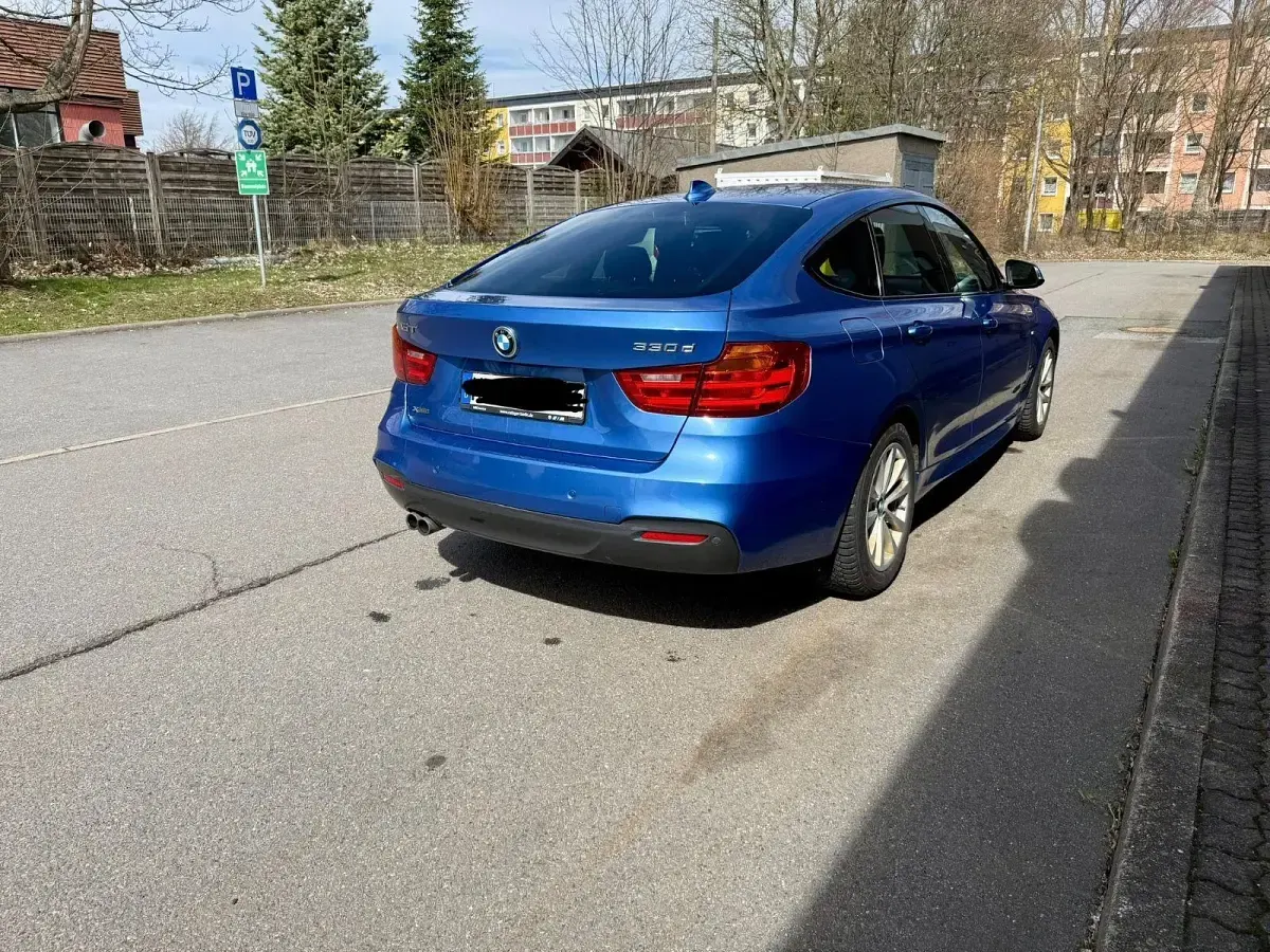 Gebraucht BMW 330 M Sport 258 PS (189 kW) 2014 Blau Limousine