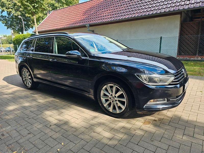Gebraucht VW Passat Trendline 150 PS (110 kW) 2015 Schwarz Kombi