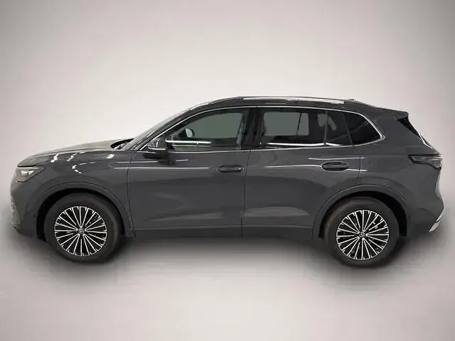 Neu VW Tiguan Style 150 PS (110 kW) 2026 Manufacturer SUV