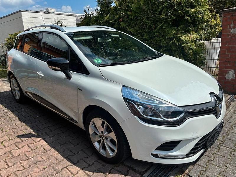 Gebraucht Renault Clio IV LIMITED 118 PS (86 kW) 2018 Weiß Limousine