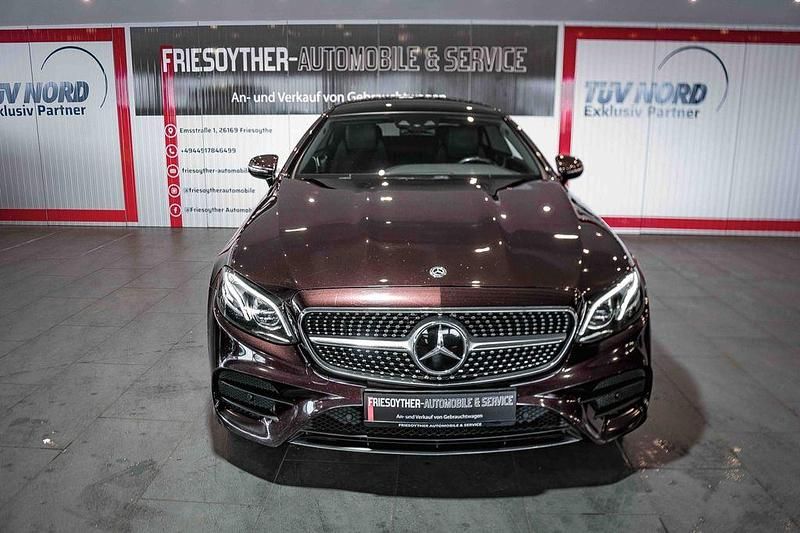 Gebraucht Mercedes E220 AMG line 194 PS (142 kW) 2019 Rot Coupé