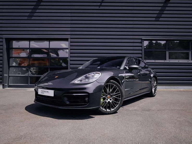 Grau Gebraucht 2024 Porsche Panamera 4 Platinum Edition Limousine | 104.999 € (Guter Preis) - Bild 1/4