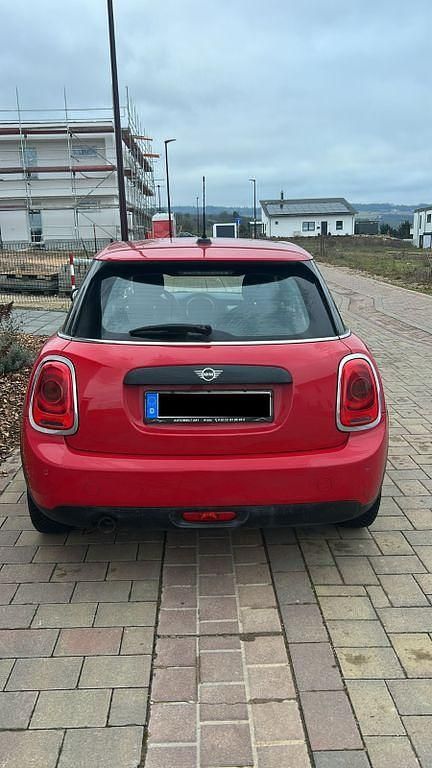 Gebraucht Mini One D 95 PS (69 kW) 2018 Rot Kleinwagen