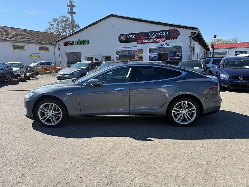 Second-hand Tesla Model S 284 kW (387 CP) 2014 Gri Hatchback