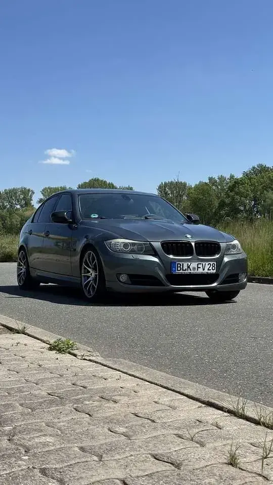 Gebraucht BMW 318 Performance 143 PS (105 kW) 2009 Grün Limousine