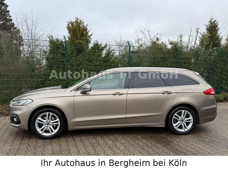 Gebraucht Ford Mondeo Titanium 190 PS (139 kW) 2019 Gold Limousine