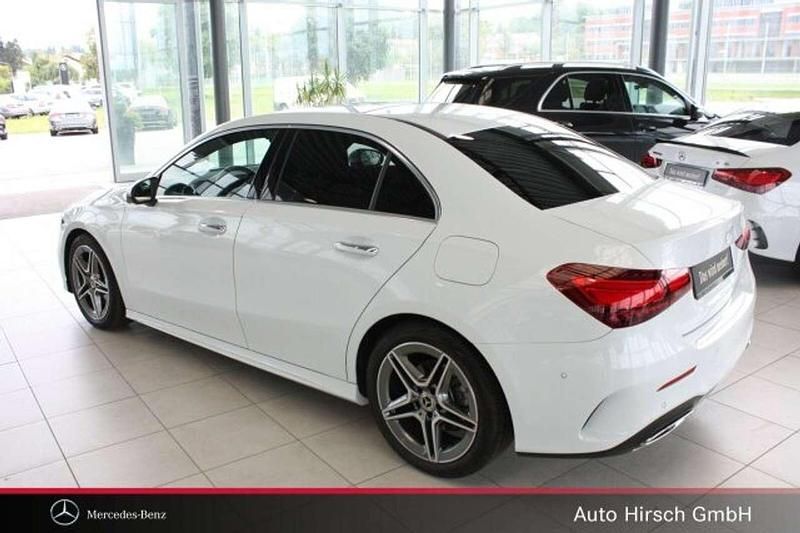 Gebraucht Mercedes A220 AMG 190 PS (139 kW) 2024 Digitalweiß Limousine