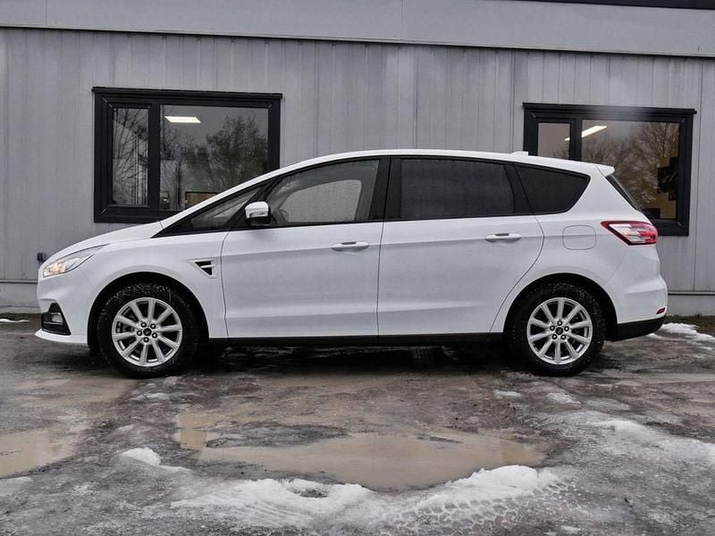 Gebraucht Ford S-MAX Trend 190 PS (139 kW) 2022 Weiß Van / Kleinbus