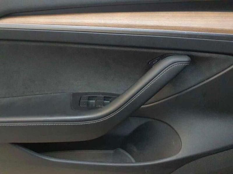 Gebraucht Tesla Model 3 Performance 377 kW (513 PS) 2021 Solid black Limousine