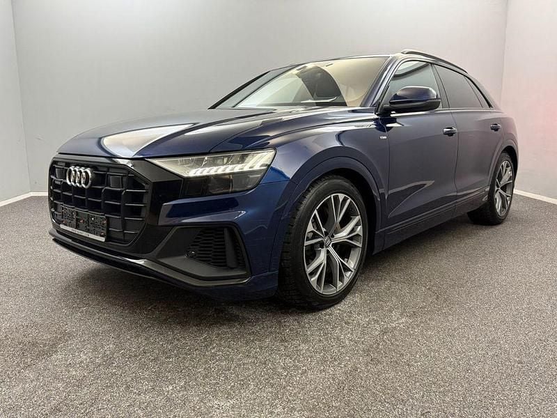 Blau Gebraucht 2019 Audi Q8 Ambiente SUV | 39.999 € (Superpreis) - Bild 1/4