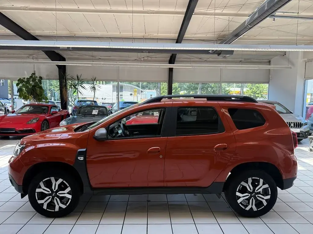 Gebraucht Dacia Duster Journey 101 PS (74 kW) 2023 Orange SUV