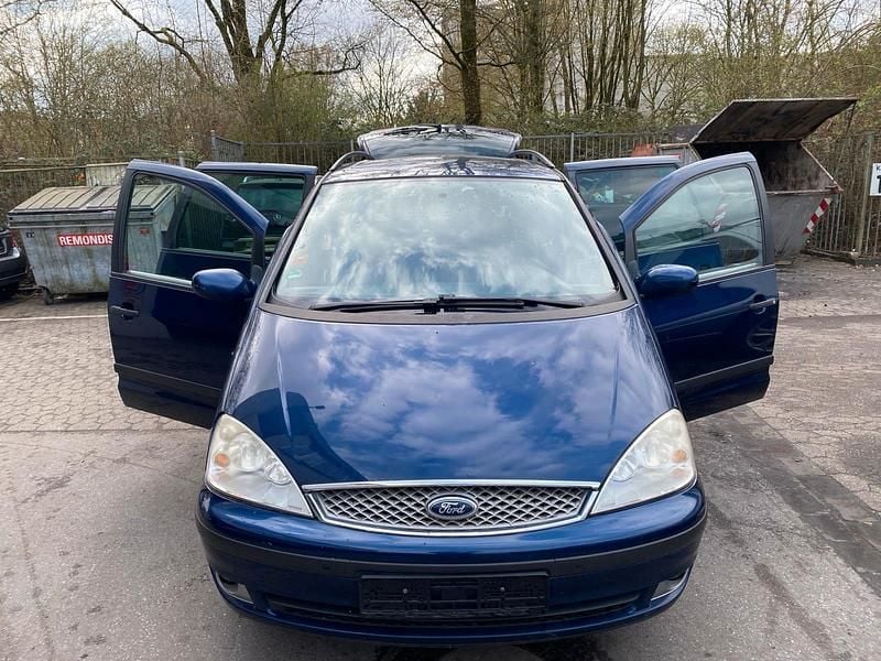 Gebraucht Ford Galaxy 116 PS (85 kW) 2005 Blau Van / Kleinbus