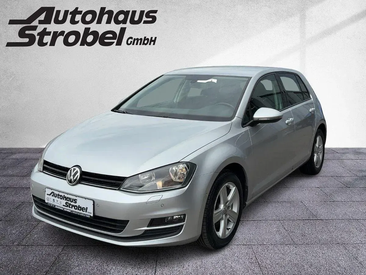 Gebraucht VW Golf VII Comfortline 122 PS (89 kW) 2013 Reflexsilber metallic (metallic) Limousine