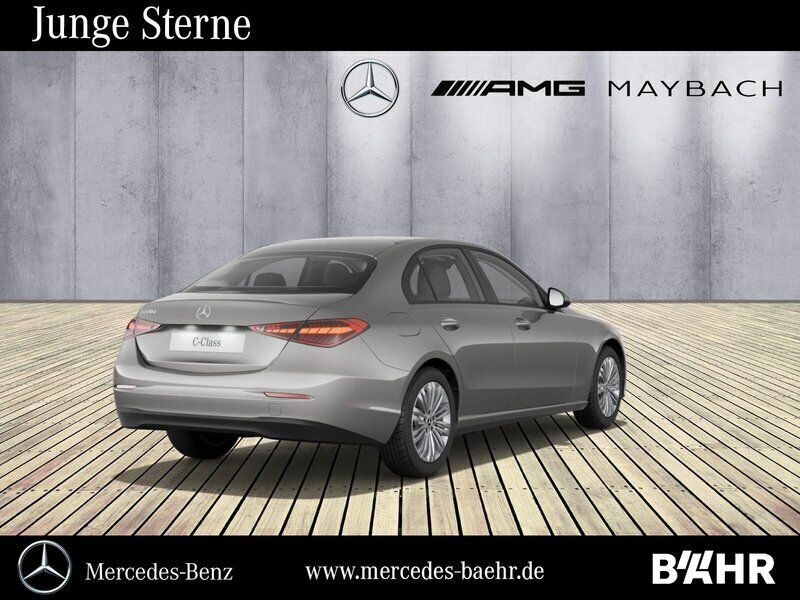 Gebraucht Mercedes C220 197 PS (144 kW) 2023 Mojavesilber Limousine