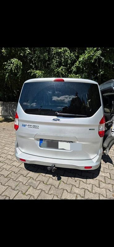Gebraucht Ford Tourneo 101 PS (74 kW) 2017 Silber Kombi