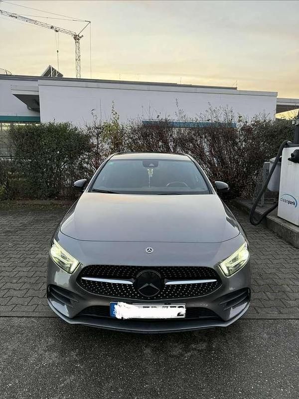 Gebraucht Mercedes A220 AMG line 190 PS (139 kW) 2021 Limousine