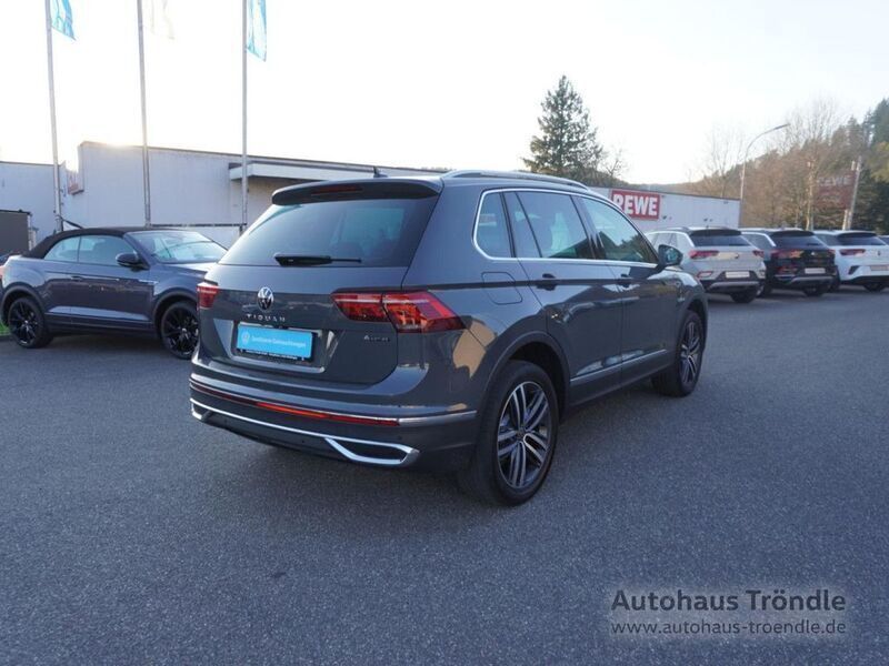 Gebraucht VW Tiguan Elegance 200 PS (147 kW) 2021 Andere farbe SUV