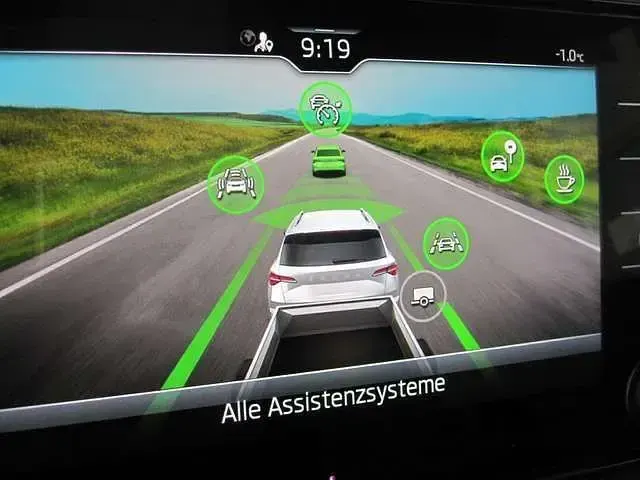 Neu Skoda Karoq 150 PS (110 kW) 2026 SUV
