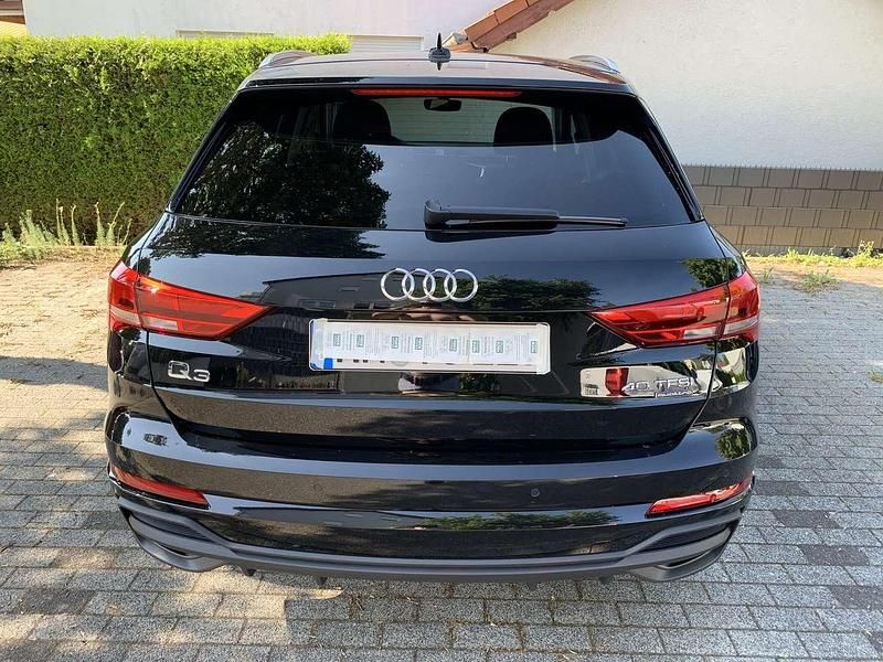 Gebraucht Audi Q3 S-Line 190 PS (139 kW) 2023 Schwarz SUV