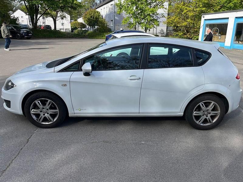Brugt Seat Leon Reference 105 HK (77 kW) 2012 Hvid Sedan