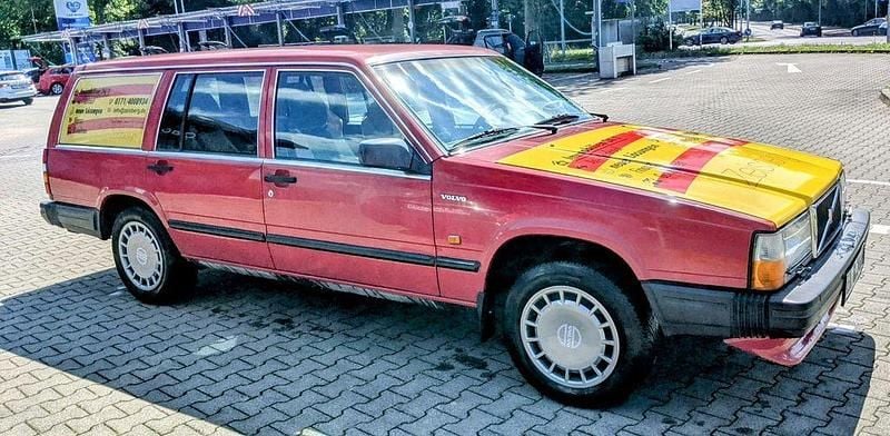 Gebraucht Volvo 740 82 PS (60 kW) 1987 Rot Kombi