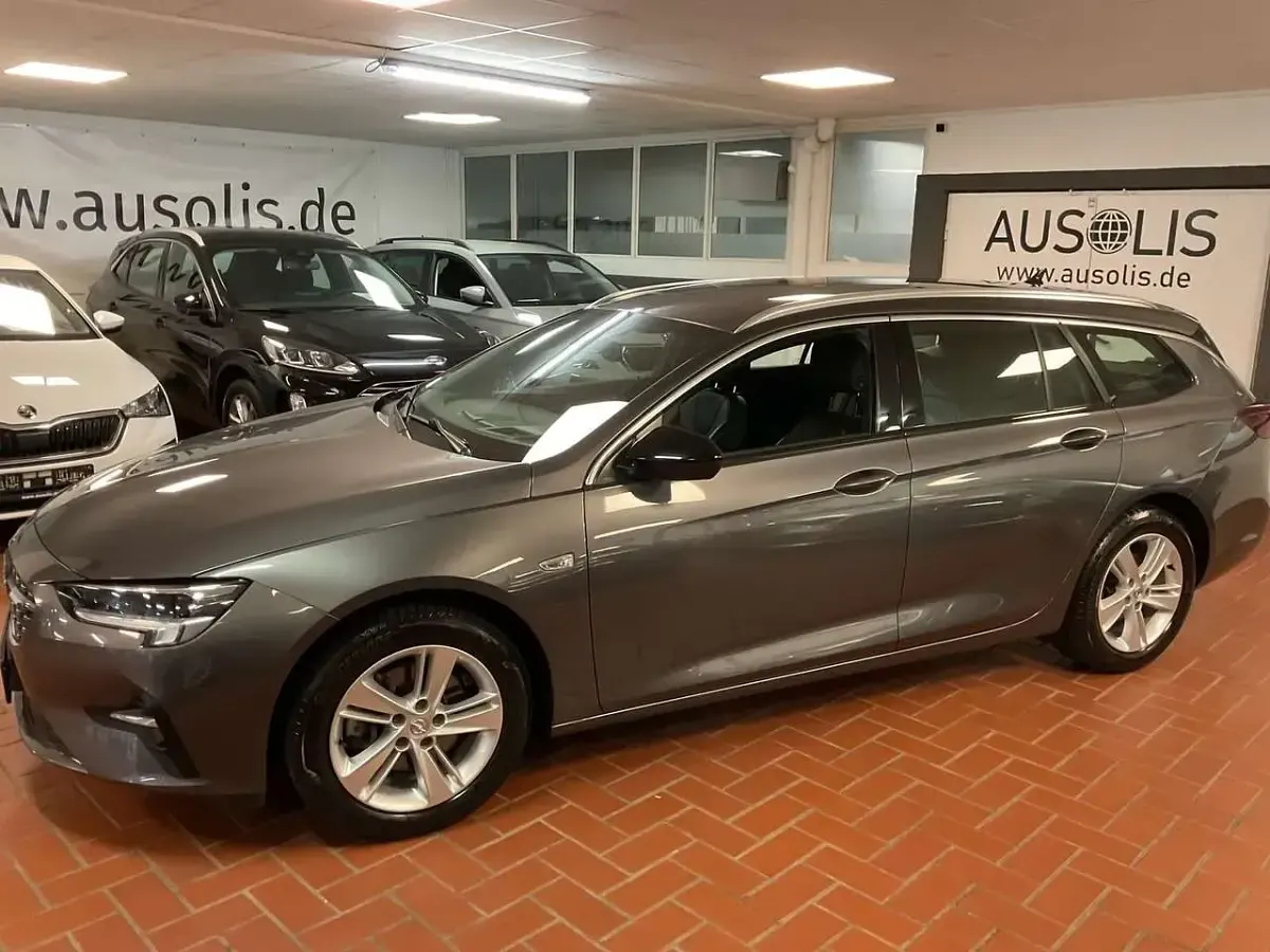 Gebraucht Opel Insignia Elegance 174 PS (127 kW) 2022 Grau Kombi