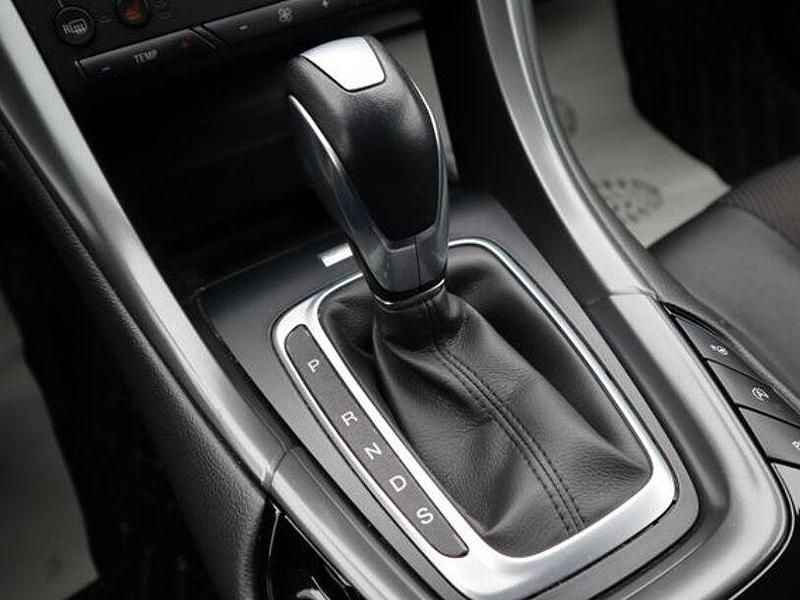 Gebraucht Ford Mondeo Titanium 180 PS (132 kW) 2016 Andere Limousine