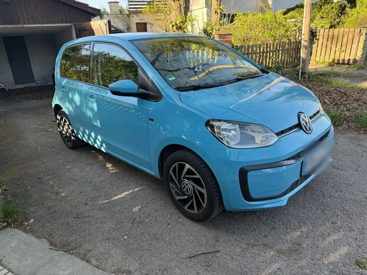Second-hand VW up! Join 60 CP (44 kW) 2018 Albastru Hatchback