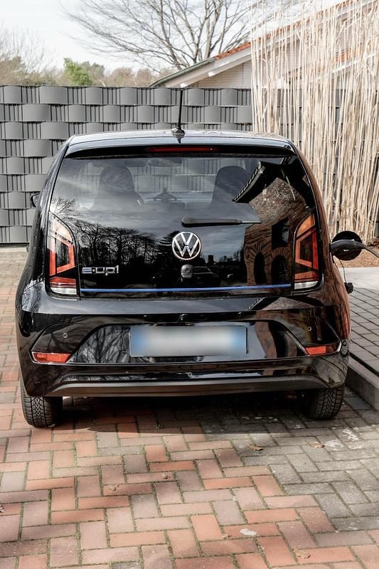 Brugt VW e-up! 44 kW (61 HK) 2021 Sort Hatchback