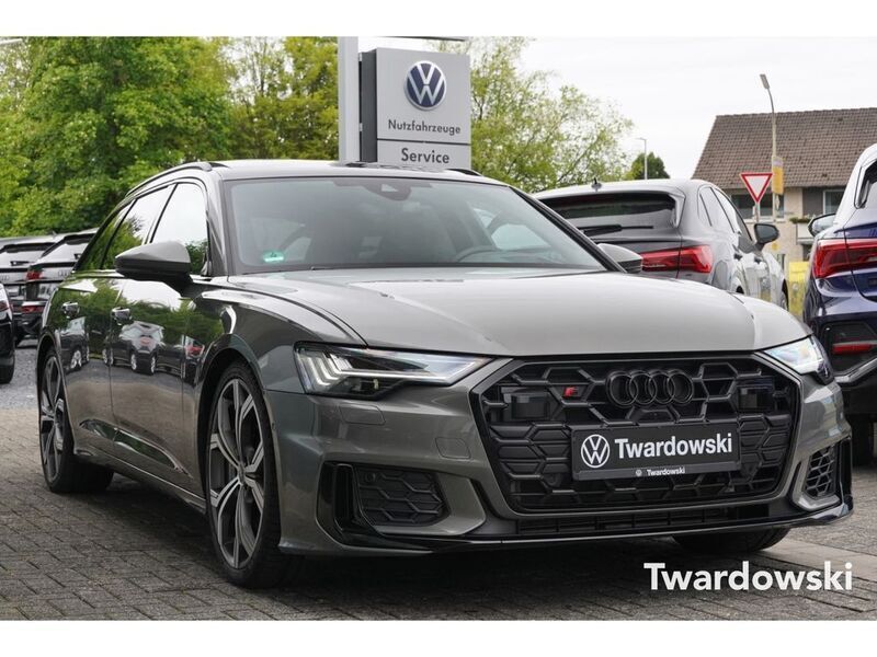 Chronosgrau metallic Gebraucht 2024 Audi S6 Sport Kombi | 76.990 € (Teuer) - Bild 1/4