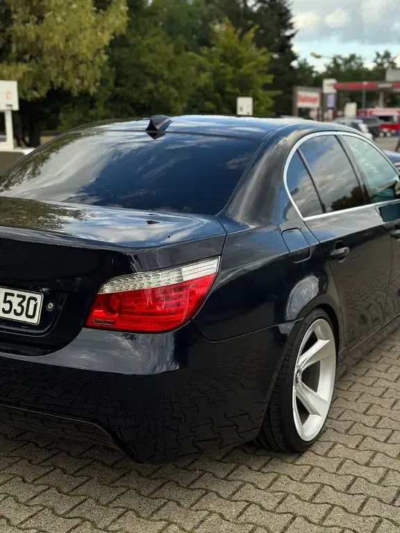 Gebraucht BMW 530 Performance 280 PS (205 kW) 2008 Blau Limousine
