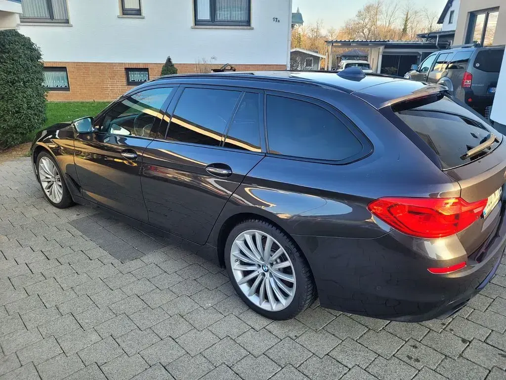 Gebraucht BMW 540 Performance 340 PS (250 kW) 2018 Grau Kombi