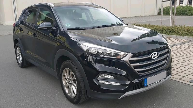 Gebraucht Hyundai Tucson 141 PS (103 kW) 2017 Schwarz SUV