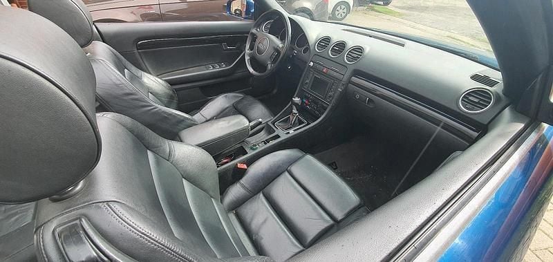 Gebraucht Audi A4 Cabriolet 220 PS (161 kW) 2004 Blau Cabrio