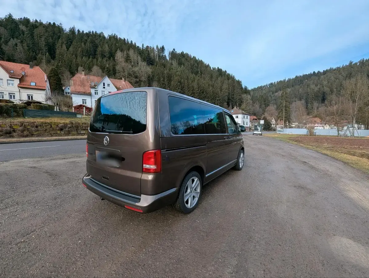 Gebraucht VW T5 179 PS (131 kW) 2013 Braun Van