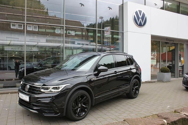 Schwarz Gebraucht 2021 VW Tiguan R-line SUV | 33.990 € (Guter Preis) - Bild 1/4