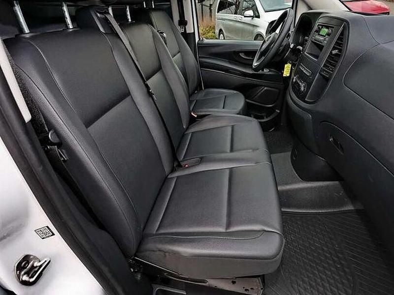 Gebraucht Mercedes Vito 163 PS (119 kW) 2022 Weiß Van