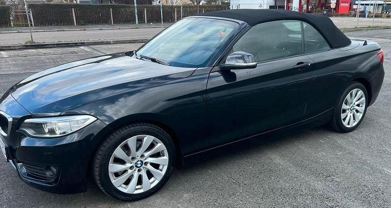 Gebraucht BMW 220 184 PS (135 kW) 2015 Schwarz Cabrio