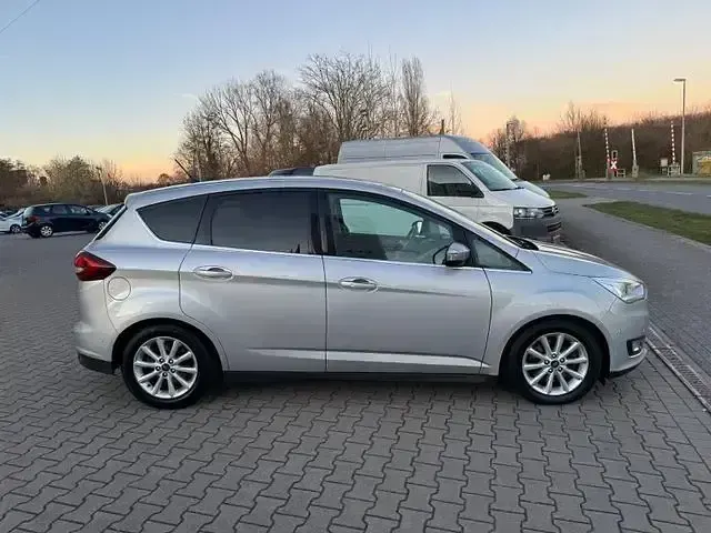 Gebraucht Ford C-MAX Titanium 190 PS (139 kW) 2019 Silber Van / Kleinbus