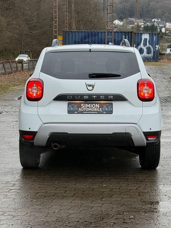 Gebraucht Dacia Duster Prestige 131 PS (96 kW) 2020 Weiß SUV