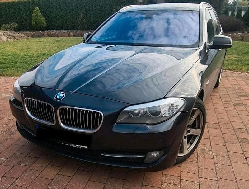 Second-hand BMW 525 218 CP (160 kW) 2012 Negru Break