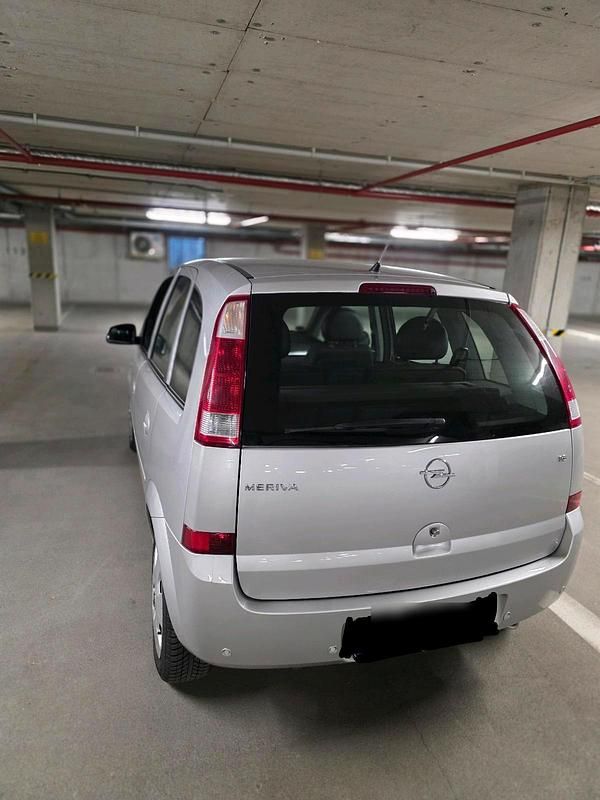 Gebraucht Opel Meriva Edition 100 PS (73 kW) 2005 Silber Van / Kleinbus