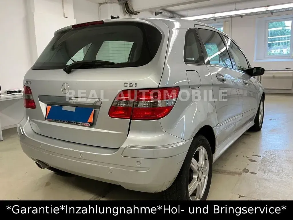 Gebraucht Mercedes B180 109 PS (80 kW) 2008 Silber Van / Kleinbus