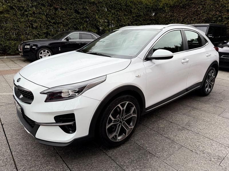 Gebraucht Kia XCeed Vision 136 PS (100 kW) 2021 Weiß SUV