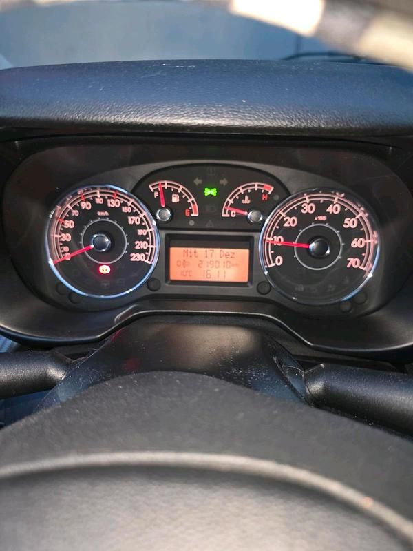 Schwarz Gebraucht 2008 Fiat Punto Kleinwagen | 1.900 € (Fairer Preis) - Bild 1/4