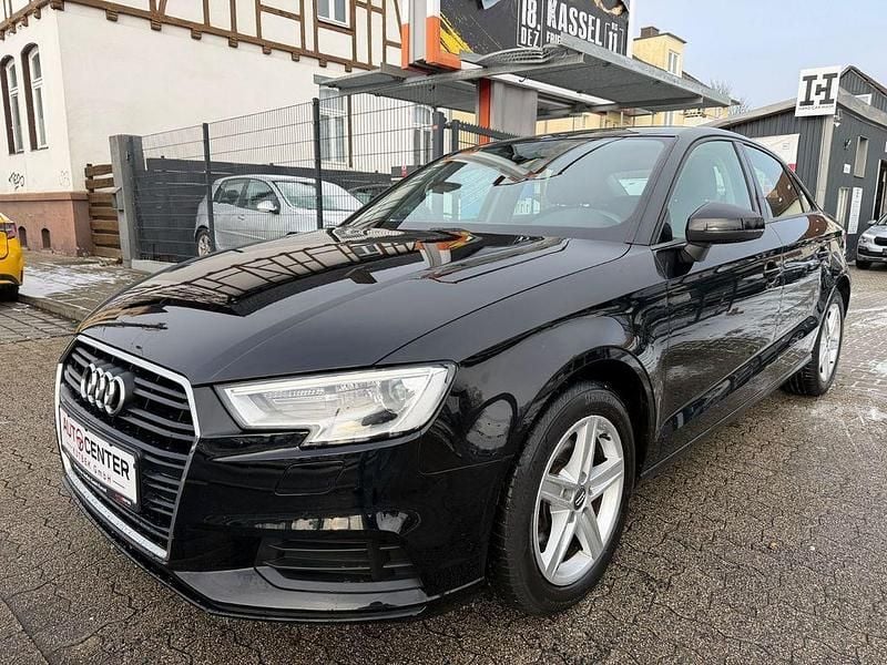 Gebraucht Audi A3 Comfort 150 PS (110 kW) 2020 Schwarz Limousine
