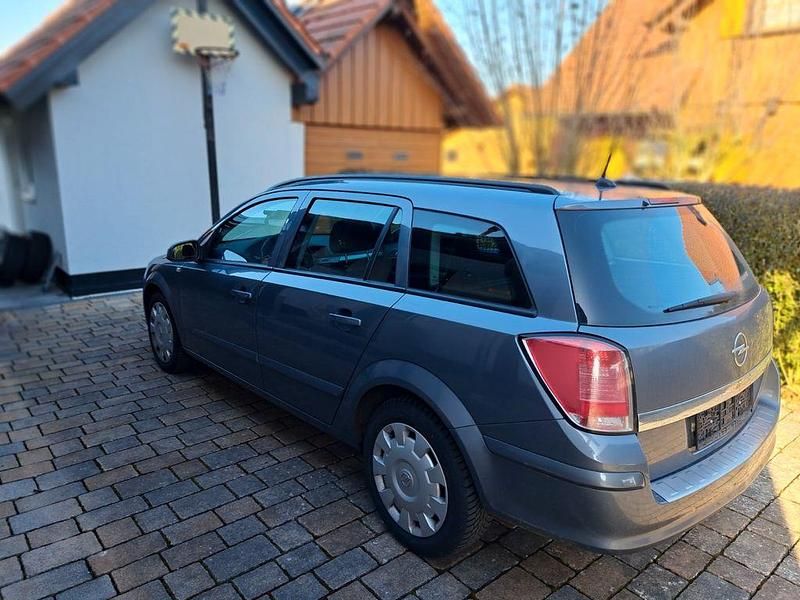 Gebraucht Opel Astra Edition 120 PS (88 kW) 2006 Grau Kombi