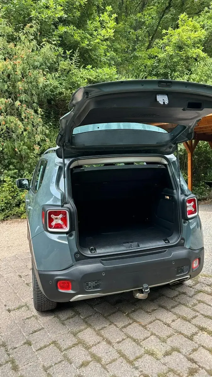 Gebraucht Jeep Renegade 140 PS (102 kW) 2016 Blau SUV