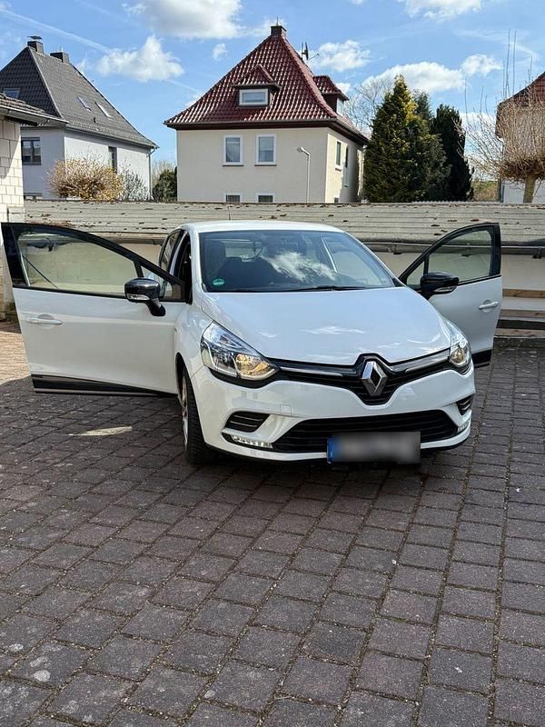 Gebraucht Renault Clio IV LIMITED 76 PS (55 kW) 2019 Weiß Kleinwagen