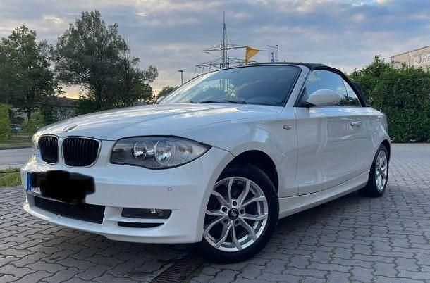 Weiß Gebraucht 2009 BMW 118 Cabriolet Cabrio | 4.400 € (Guter Preis) - Bild 1/4